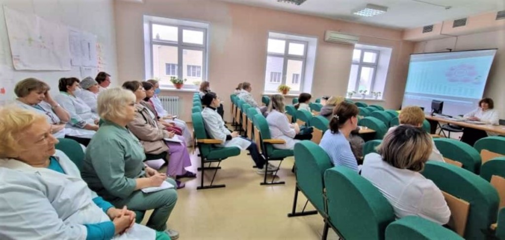 Проведён семинар по вопросам ВИЧ-инфекции в КГБУЗ «ЦРБ г. Змеиногорска»