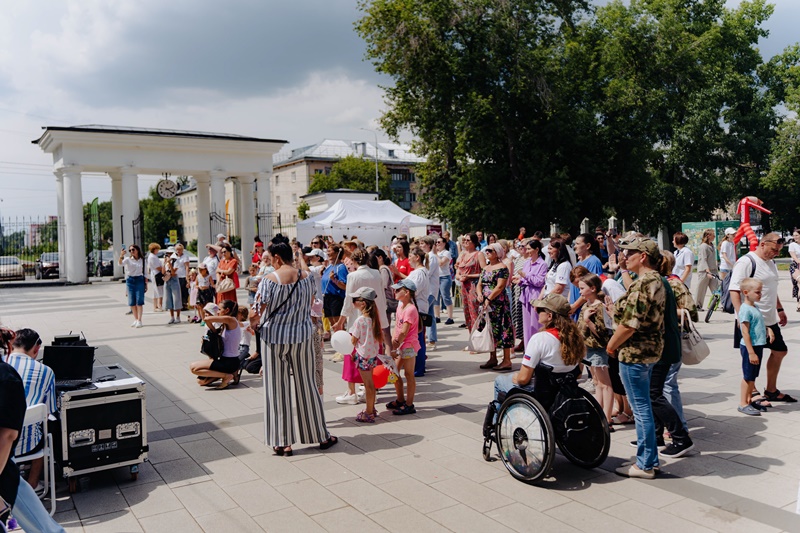 Инклюзивный добровольческий фестиваль «Добрые люди» прошел в парке «Изумрудный».