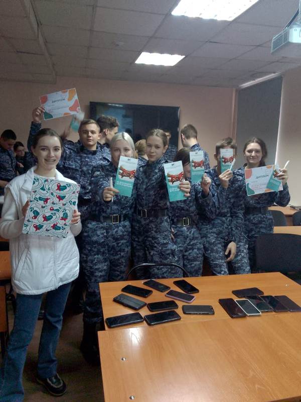 Будущие кинологи показали класс: викторина «КВИЗВИЧ» в Алтайском техникуме кинологии прошла с большим успехом