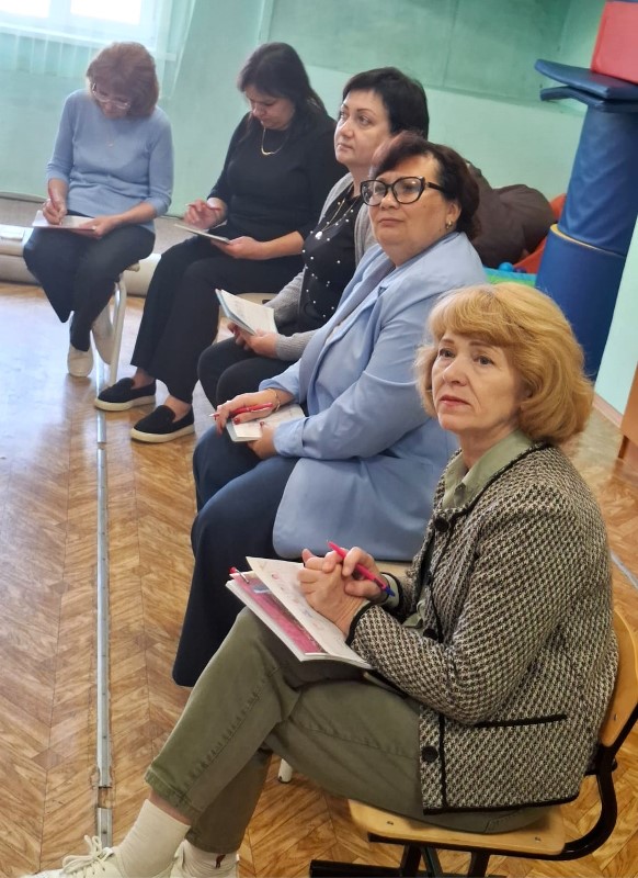 В Комплексном центре социального обслуживания населения Павловского района обсудили профилактику и стигматизацию ВИЧ-инфекции