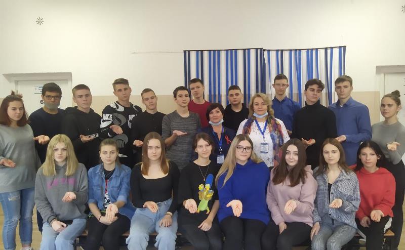В образовательных учреждениях г.Барнаула прошли видеолектории «За равенство в вопросах ВИЧ»