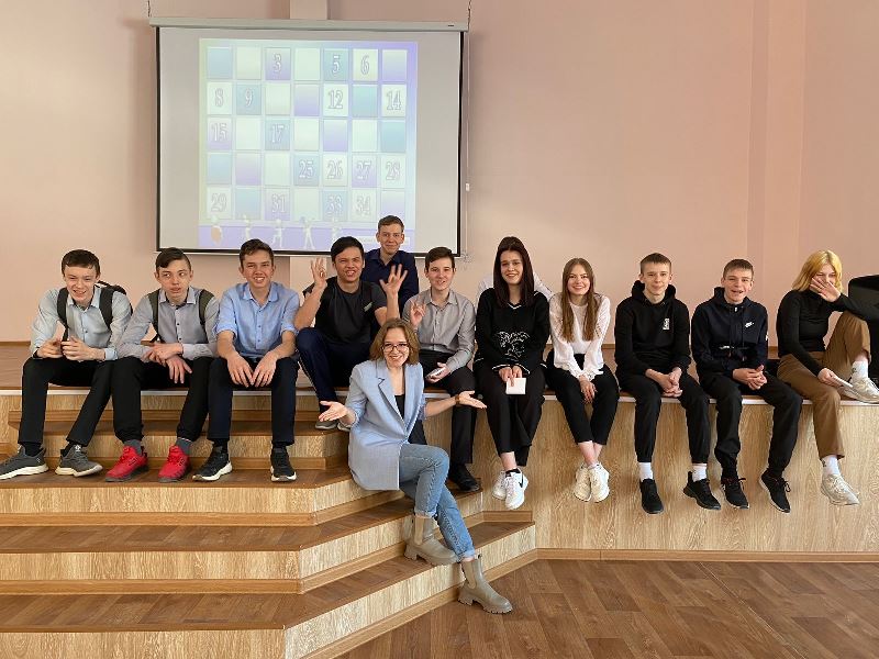 Игра «Что? Где? ВИЧ?» прошла для учеников школы №38 г. Барнаула