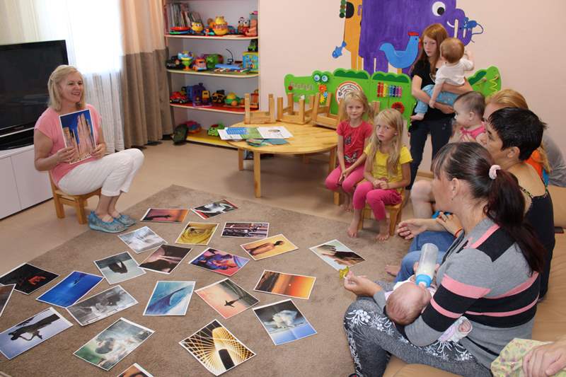 В Барнаульском кризисном центре для женщин прошел семинар по профилактике ВИЧ